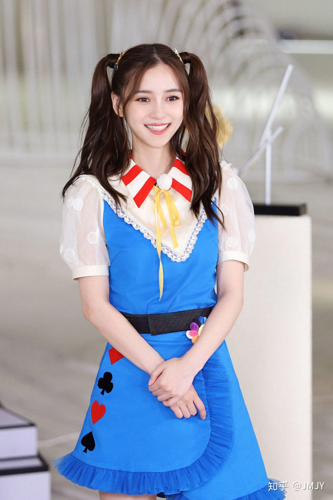 双马尾的御姐什么样