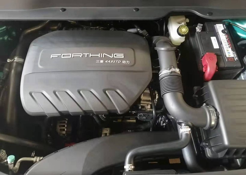 气场不输保时捷的suv,1.5t爆出197马力,9.5秒破百预售10.49万起