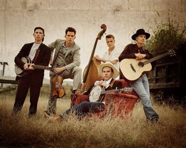 old crow medicine show★《wagon wheel》(2004)这首歌采用了bob