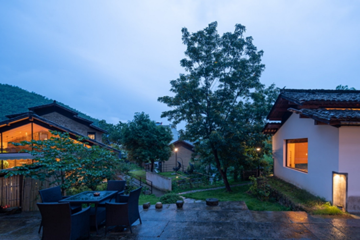 山野竹林里的隐居地可以带宠物的民宿不多这是备受好评的一个