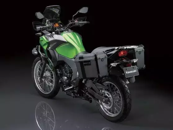 川崎versys-x300正式上市,售价4.75万元起