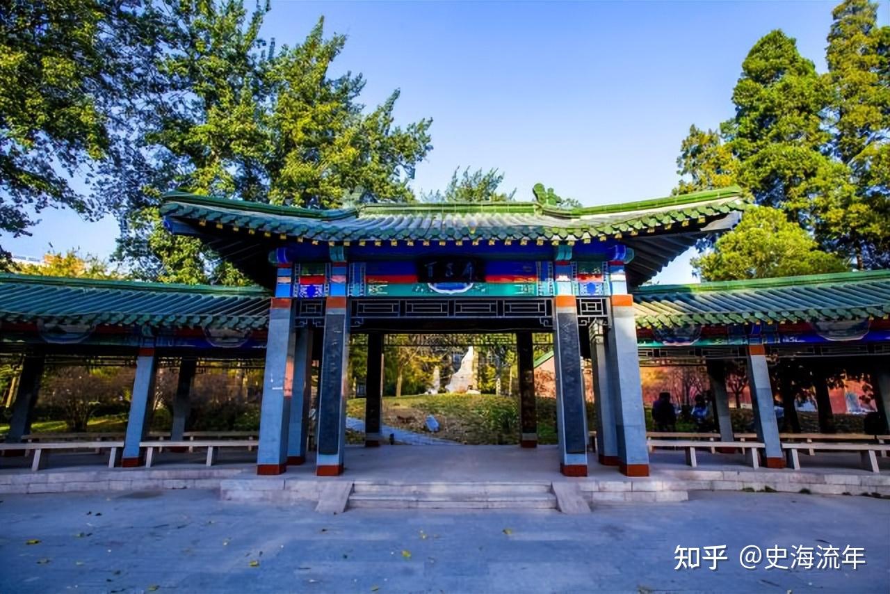 招生2744人!中国人民大学2022年录取分数线、招生方式深度复盘!(中国人民大学今年的录取分数线是多少)