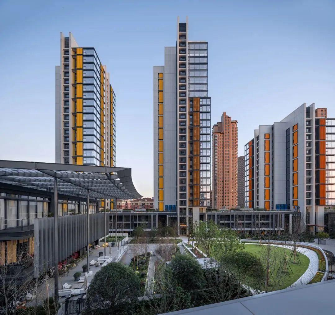 总价约1000万起!静安内环内【中兴路一号】三期建面约77~106㎡1~2房!均价13.75万/㎡! - 知乎