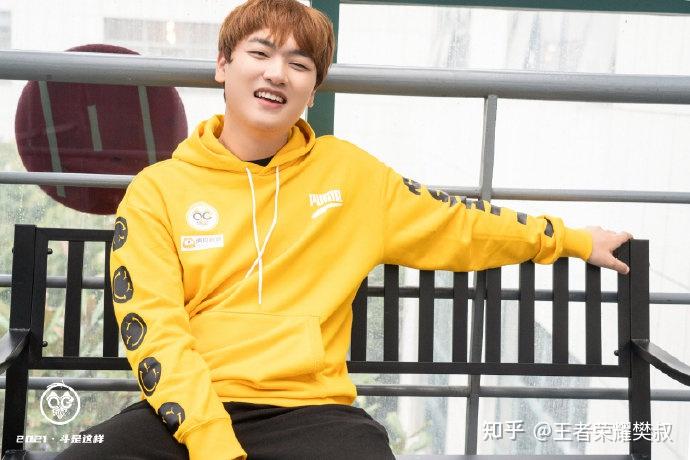 qg妖刀巅峰第一却无缘首发教练直言他这点不如刺痛