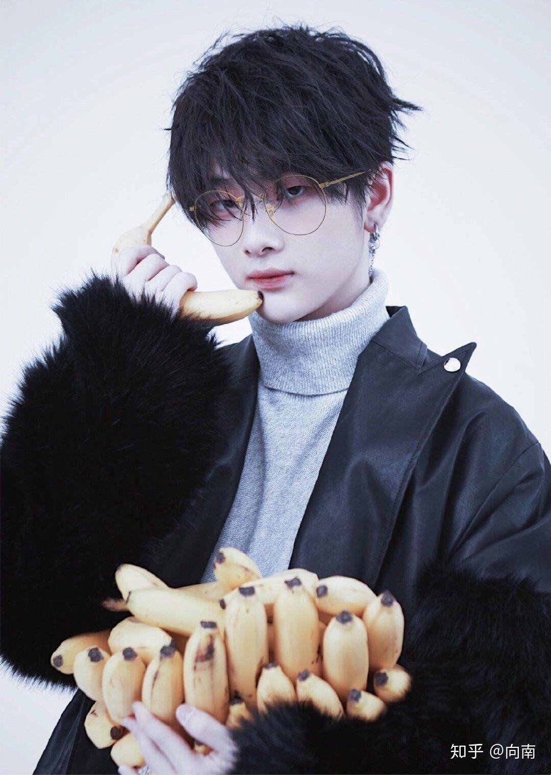 有没有周震南可爱的照片?求求各位大佬帮帮忙? - 知乎