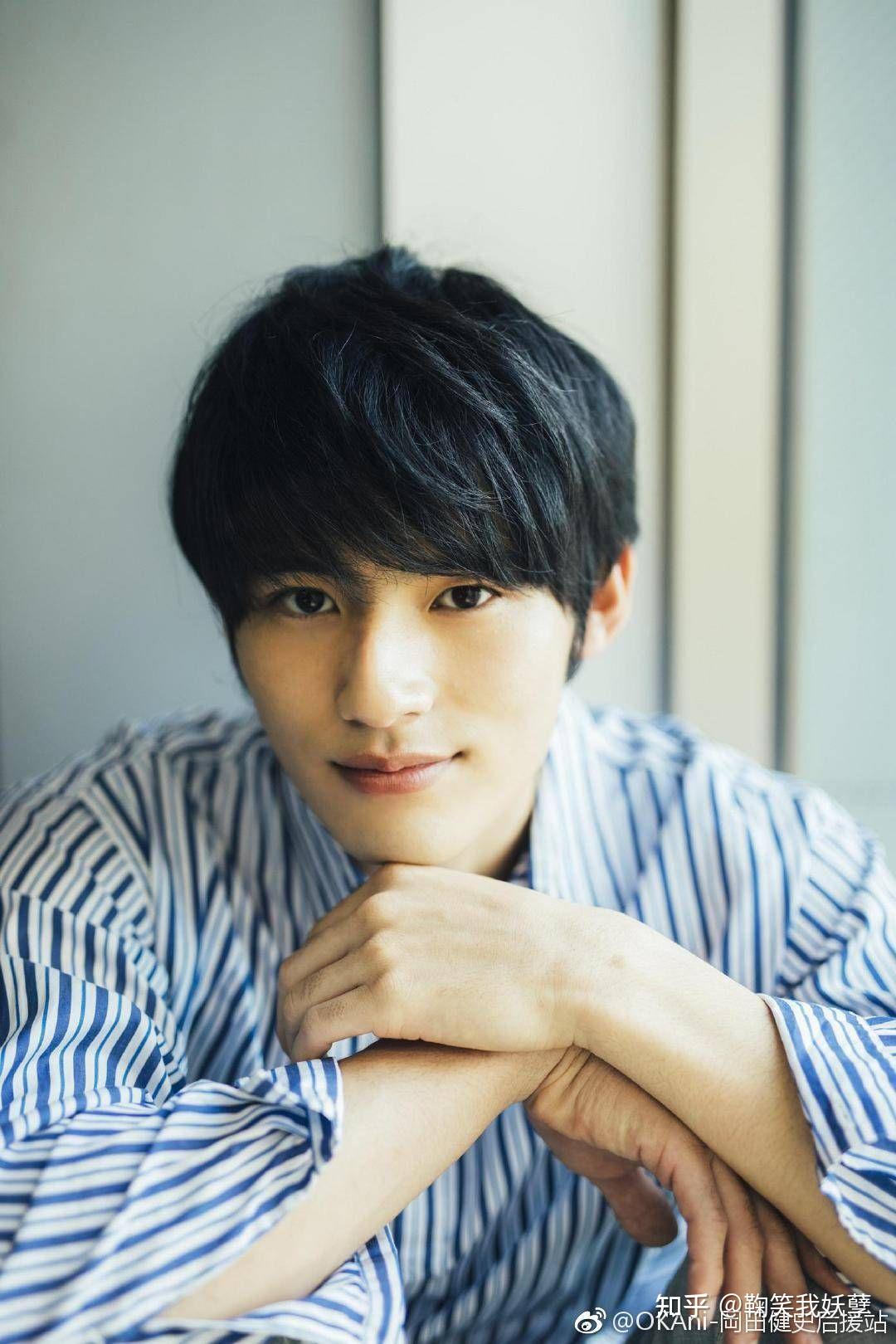 可以分享一下冈田健史的图片吗当壁纸的那种