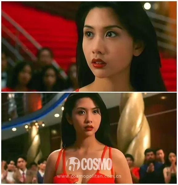 随后就是下眼线,你可以先用眼线笔画再用棉签晕开,也可以直接用小扁嘴