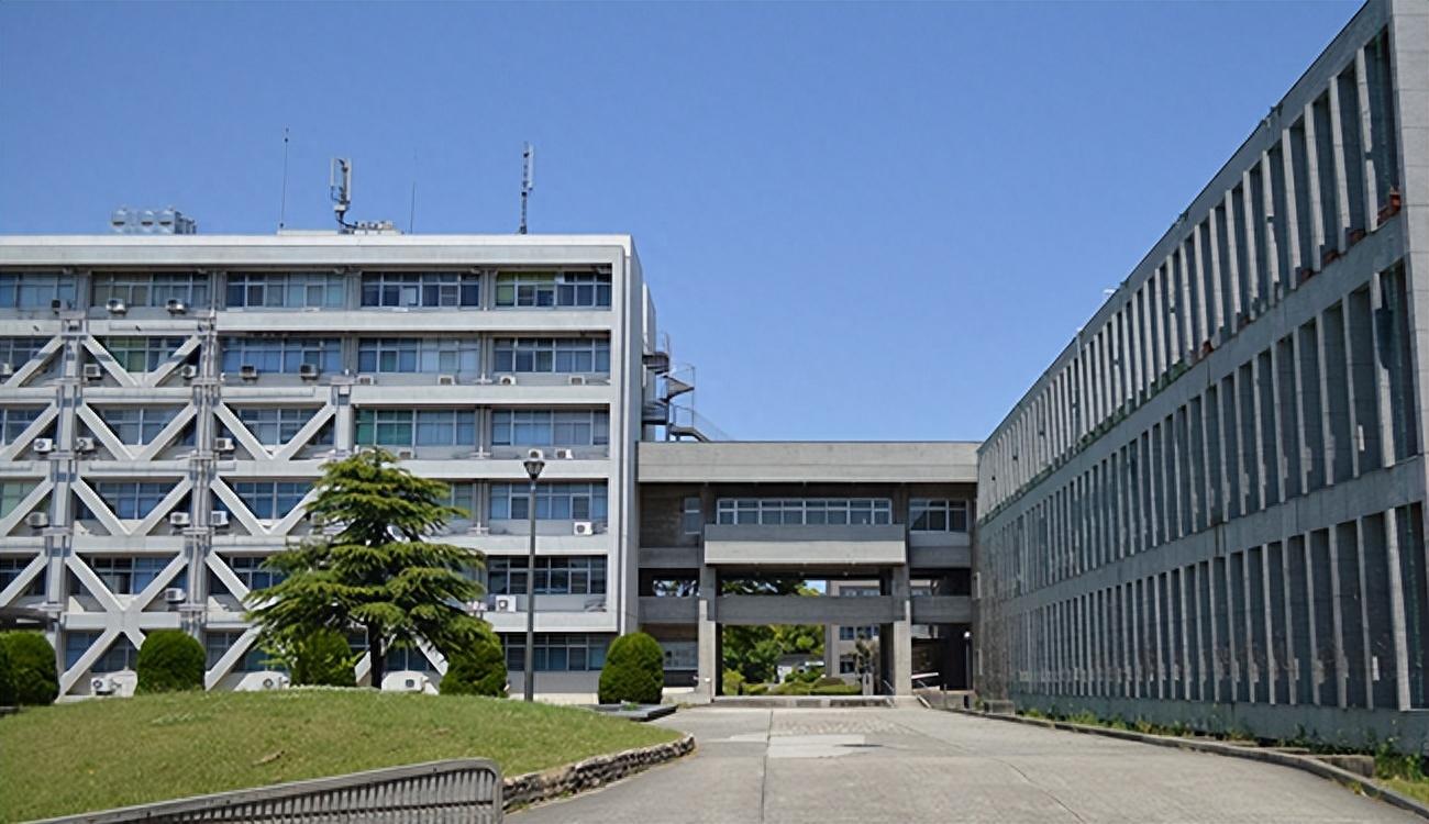 日本爱知艺术大学图片