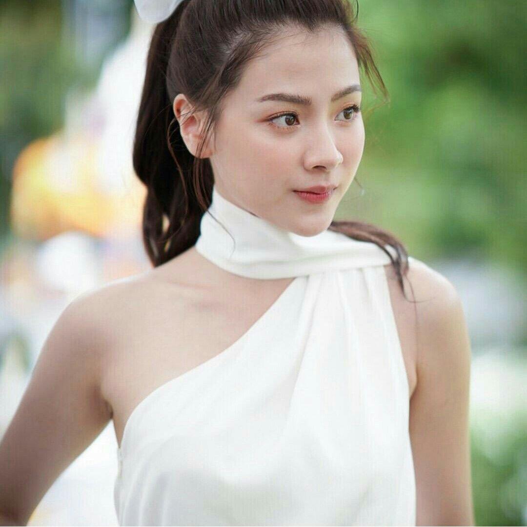 泰国女星黛薇卡·霍内（Mai）有哪些特别好看的写真照？ - 知乎