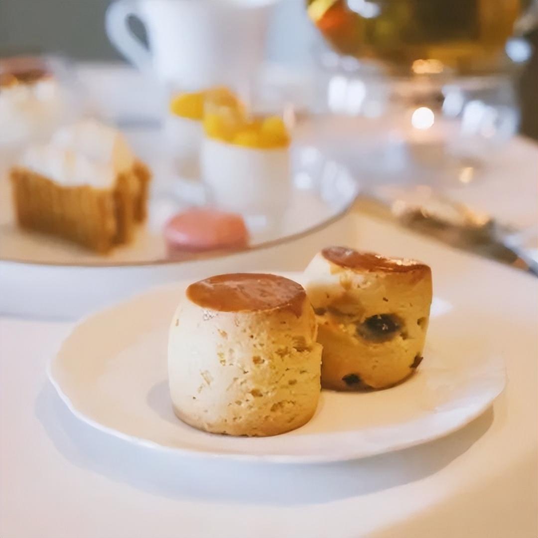 中环·四季酒店·the loungevia.笨rain四季酒店的英式松饼,有多玄呢?