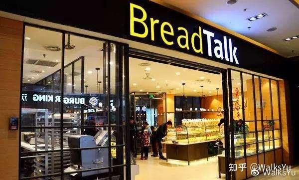 有一些面包店品牌使用生僻字,繁体字或英文名,这会导致顾客很难认,怕