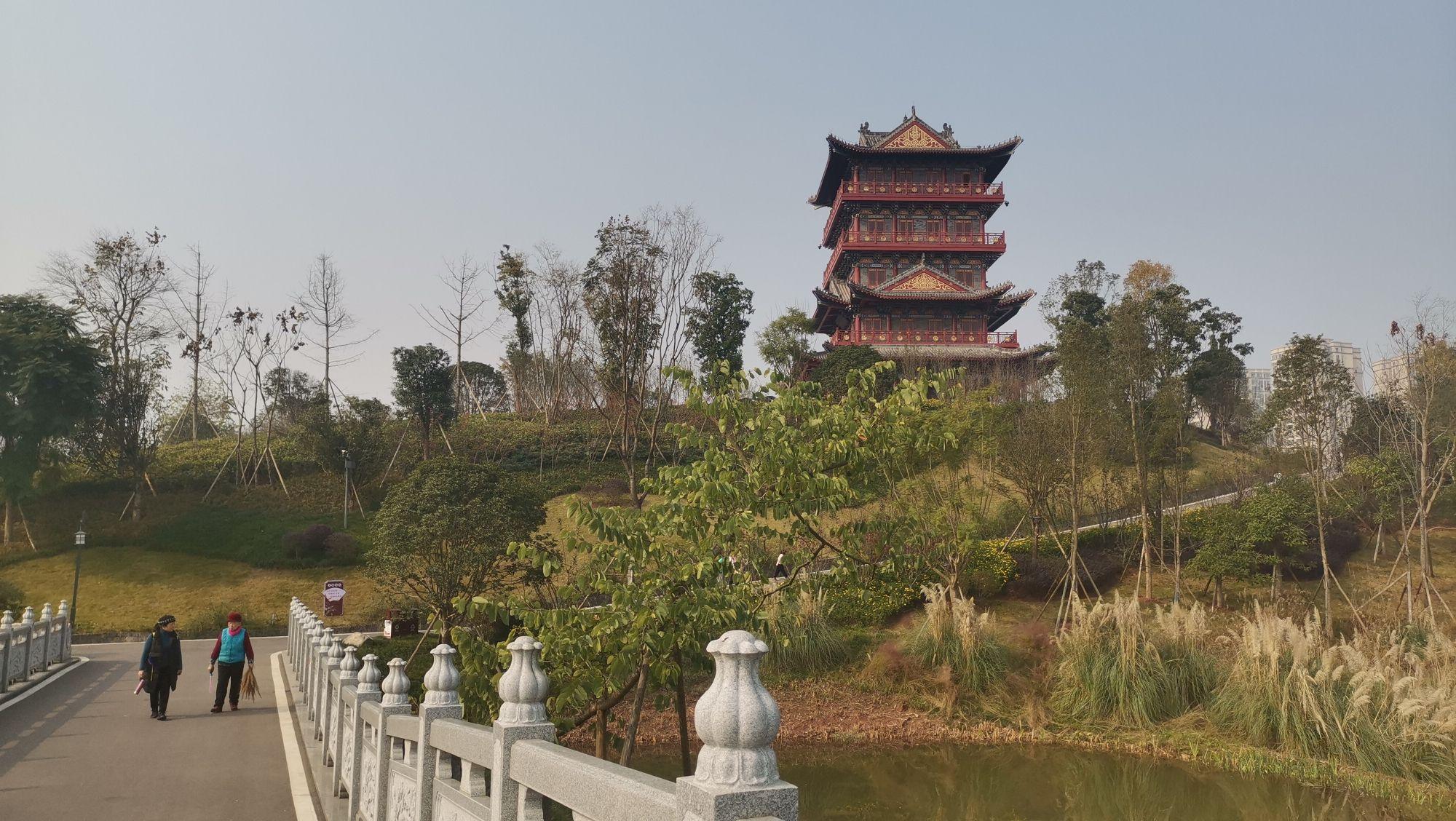 重庆大足地标公园号称面积最大景观最美辛苦走完总感觉不对