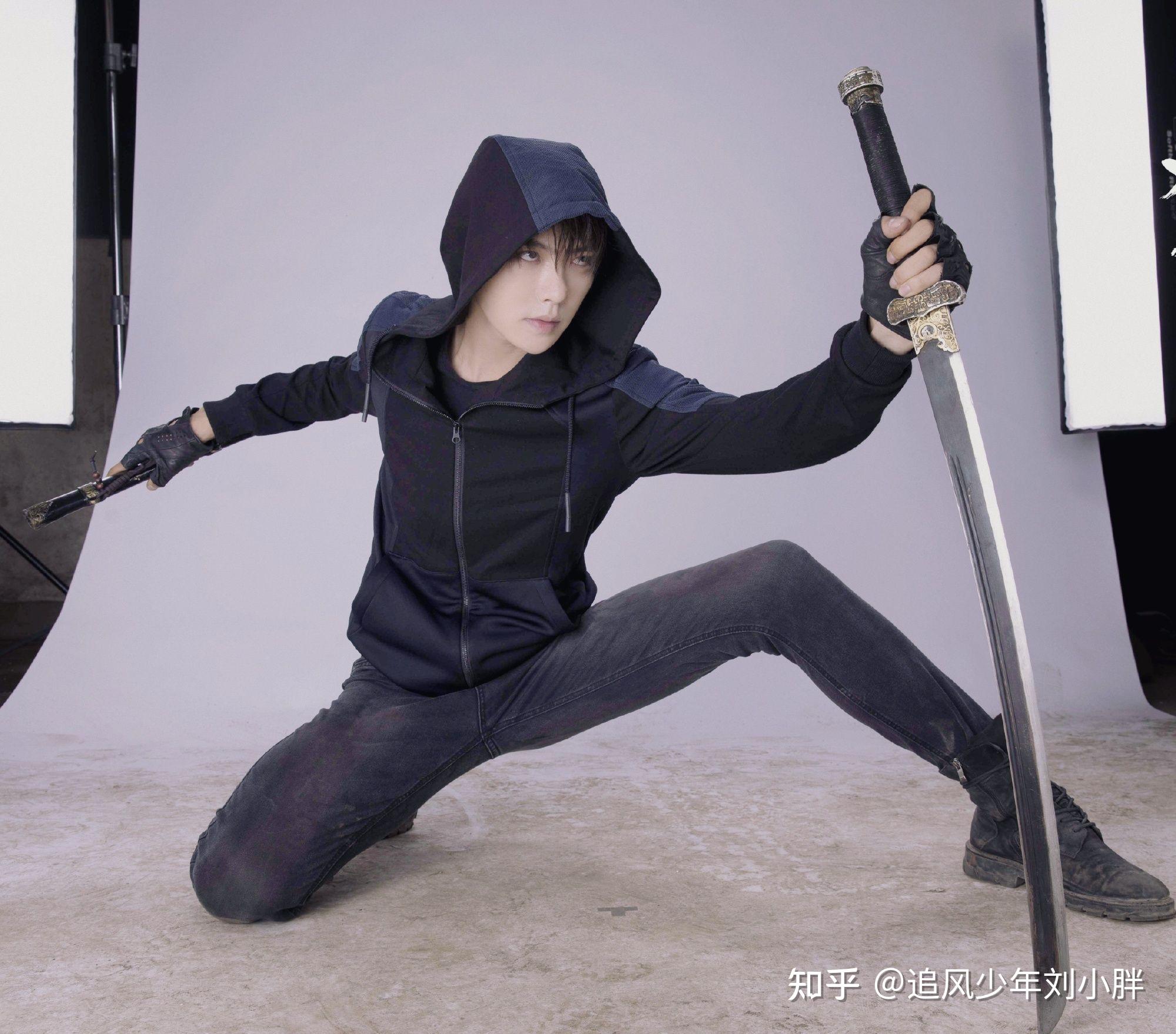 你最喜欢哪个版本的小哥张起灵? - 知乎