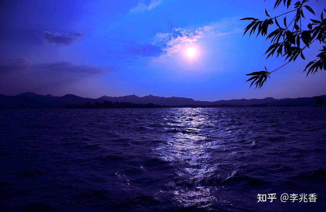 六月诗词_六月出行吉日_古诗词六月描写