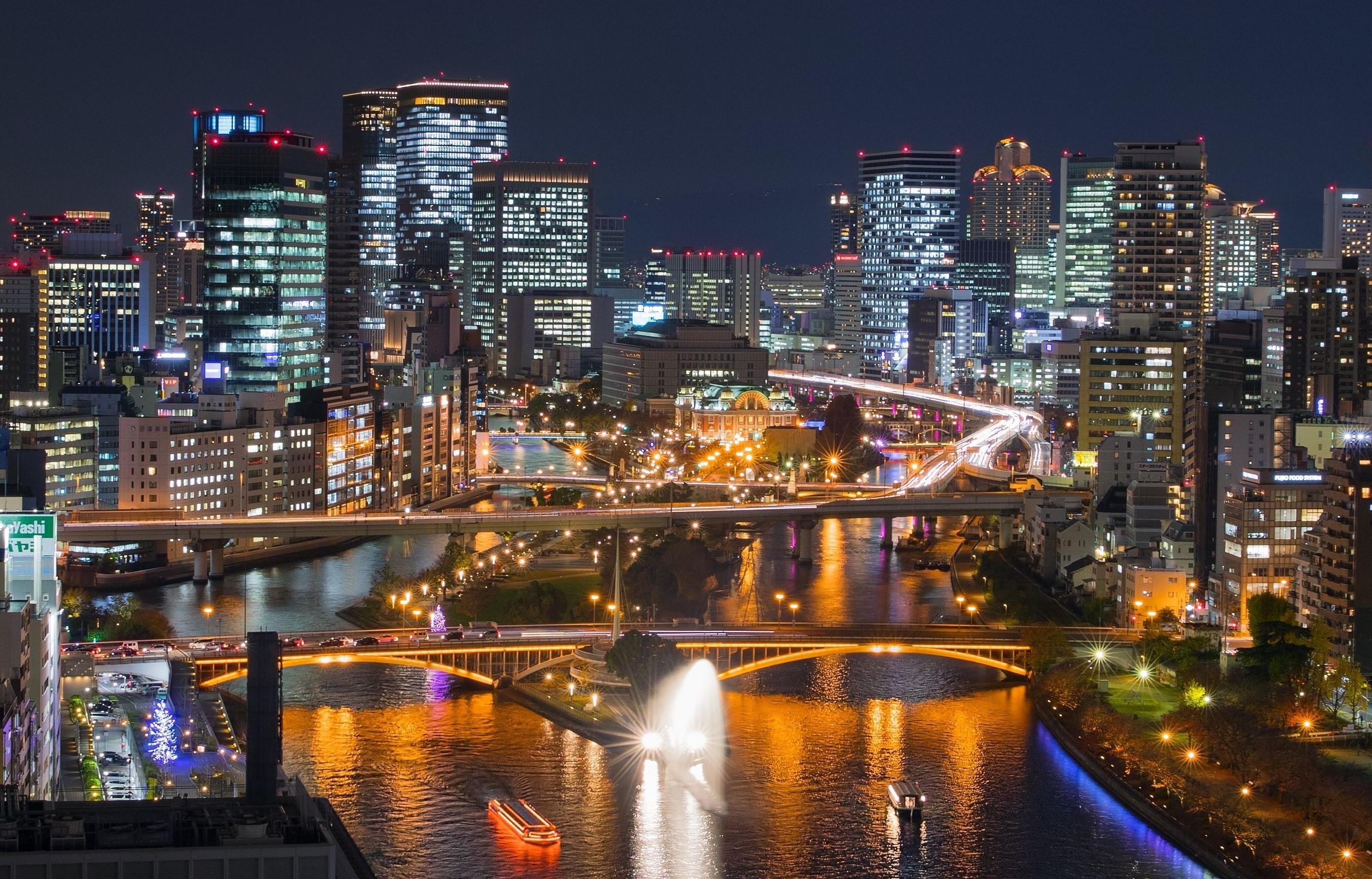 大城市,作为中部地方的商业,工业,教育和交通中心,既有不输东京的繁华