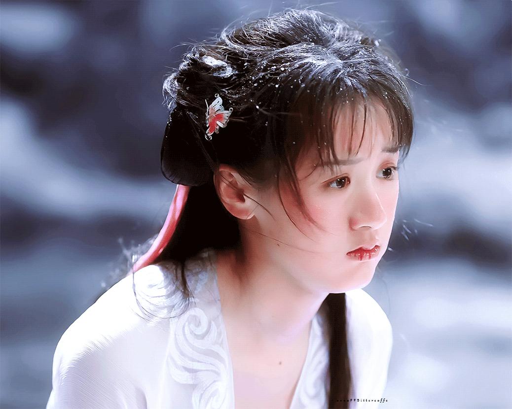 如何评价袁冰妍,成毅主演电视剧《琉璃》官方cp初遇夫妇超话被炸?