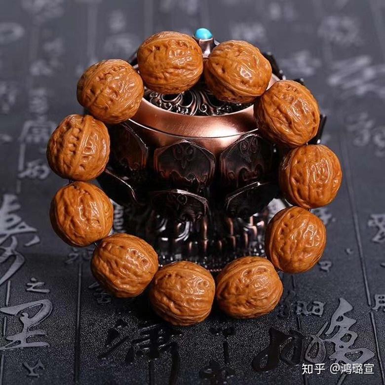 ぽよ❤️新入荷No.783と844❤️文玩胡桃（文玩核桃） 招財鼠（九层妖塔） 文玩核桃还是文玩桃核手串到底应该怎么选？这3点给你指明方向！ - 知乎