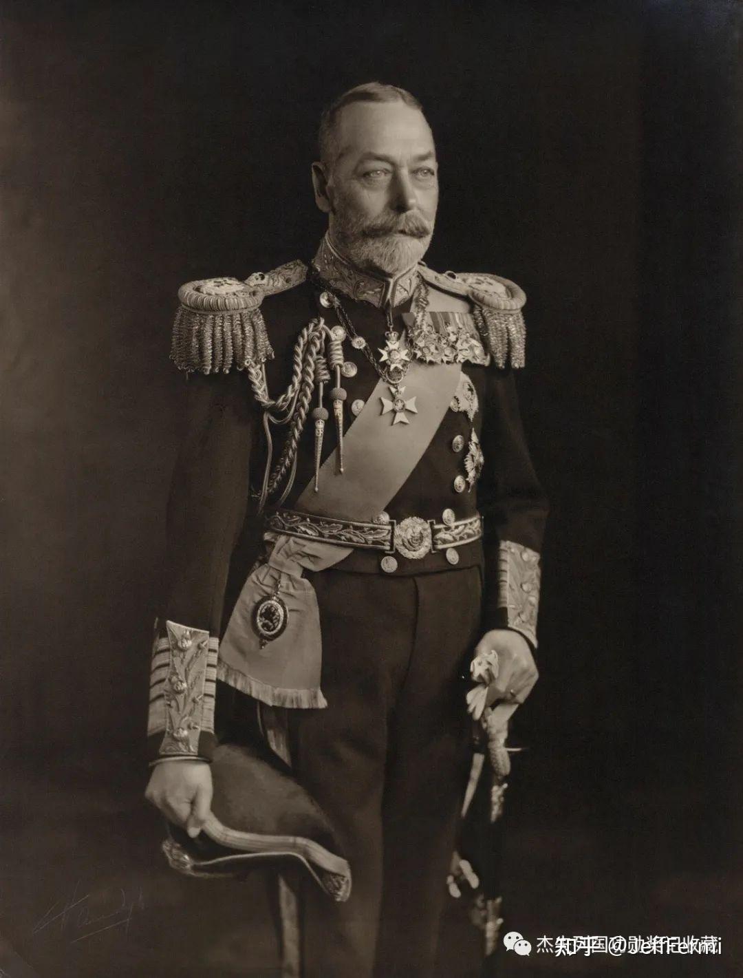 收藏品 - 英国皇家海军元帅大礼服 | 浅谈海军将官大礼服样式变迁及