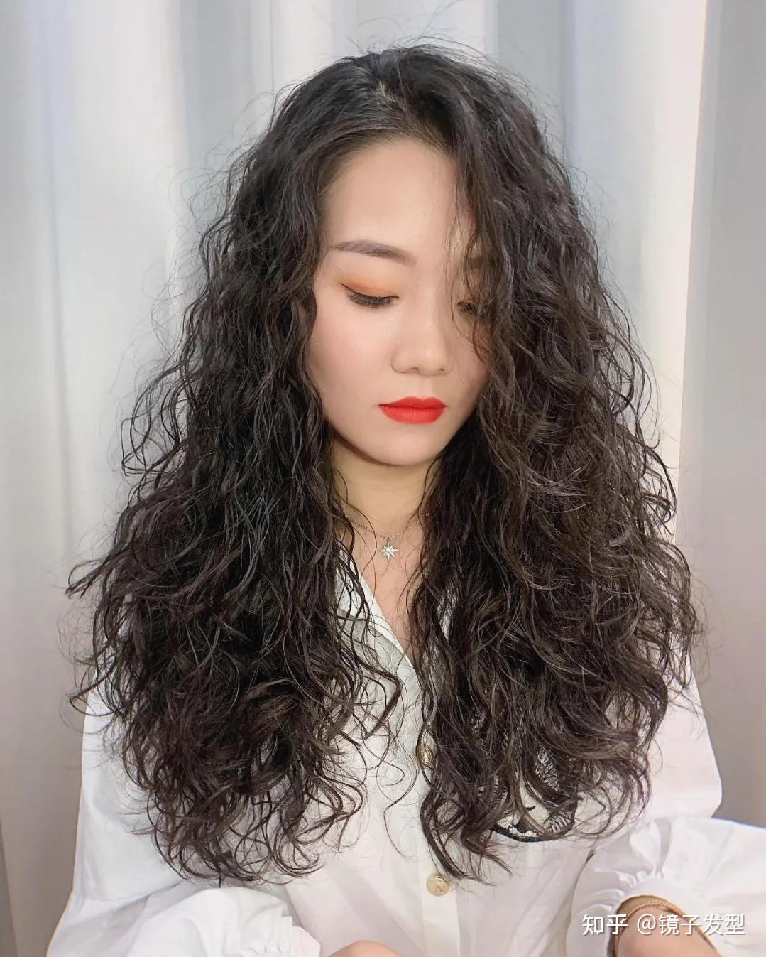 春节发型别乱烫,15款洋气发型任你选,无论长短都很心动