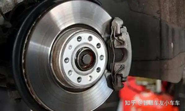 3,火车,大型汽车载重量大,汽车的惯性