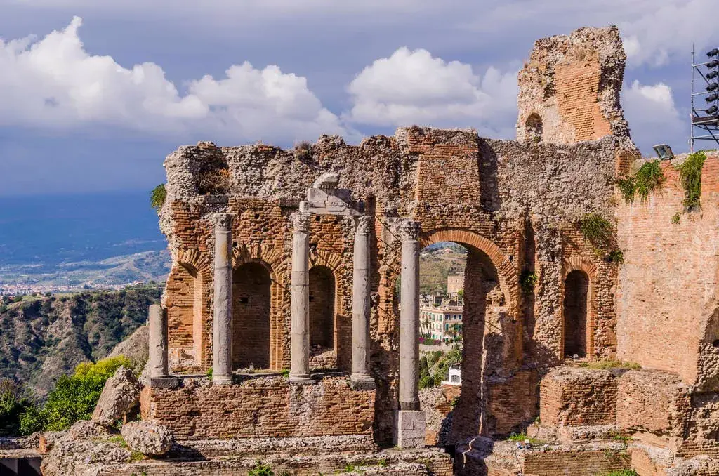 种草丨陶尔米纳文人墨客的白月光人间天堂的尽头