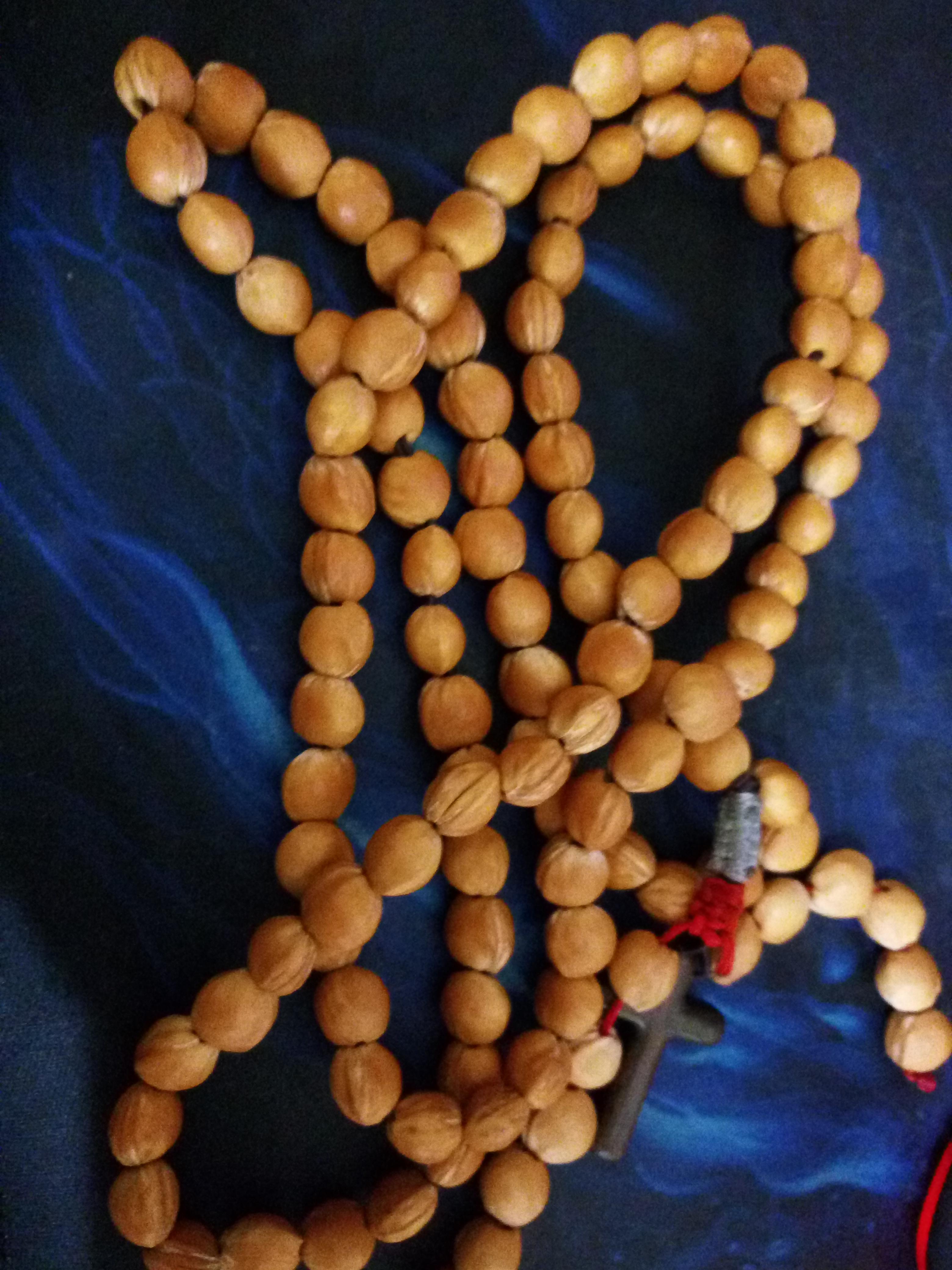 樱桃核手串,手工制作