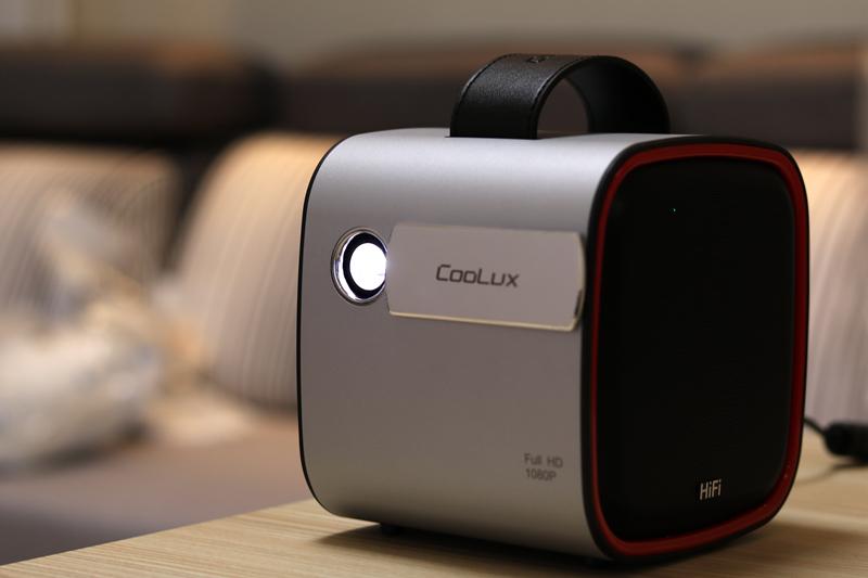 打造家庭影院如何选择性价比高的投影试试1080p的酷乐视r4