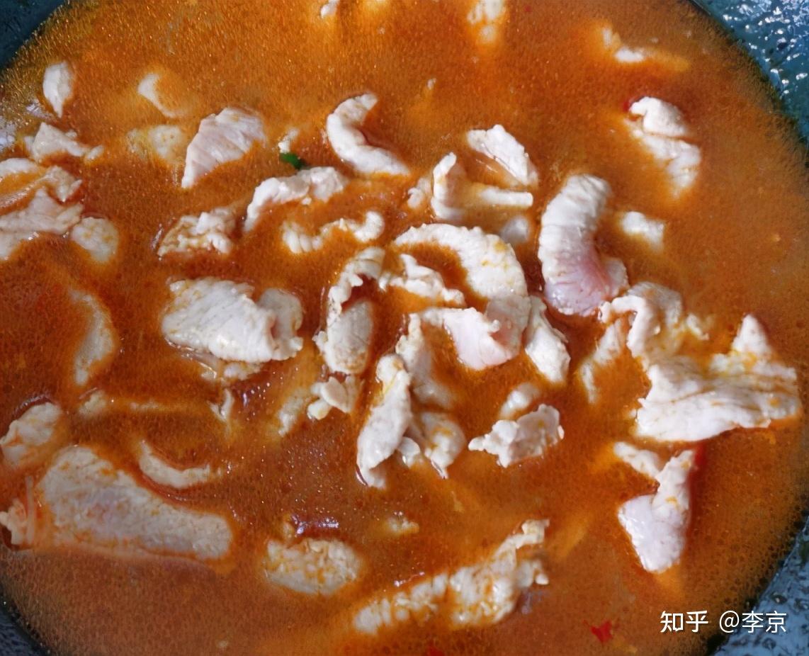 水煮肉片肉片下锅煮几分钟 v2-e10bde85bf9f7712fd83c614d8c3a64b_r.jpg