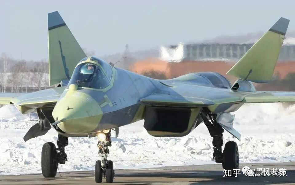 比f-22(下)明显降低歼-20是世界上第二种采用全动垂尾的主流战斗机