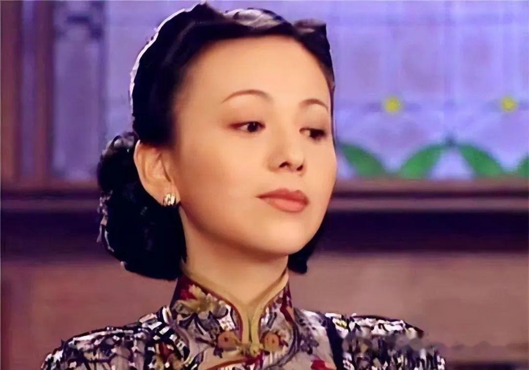 《情深深雨濛濛》解析7:雪姨都对她做小伏低,方瑜到底哪里厉害 - 知乎