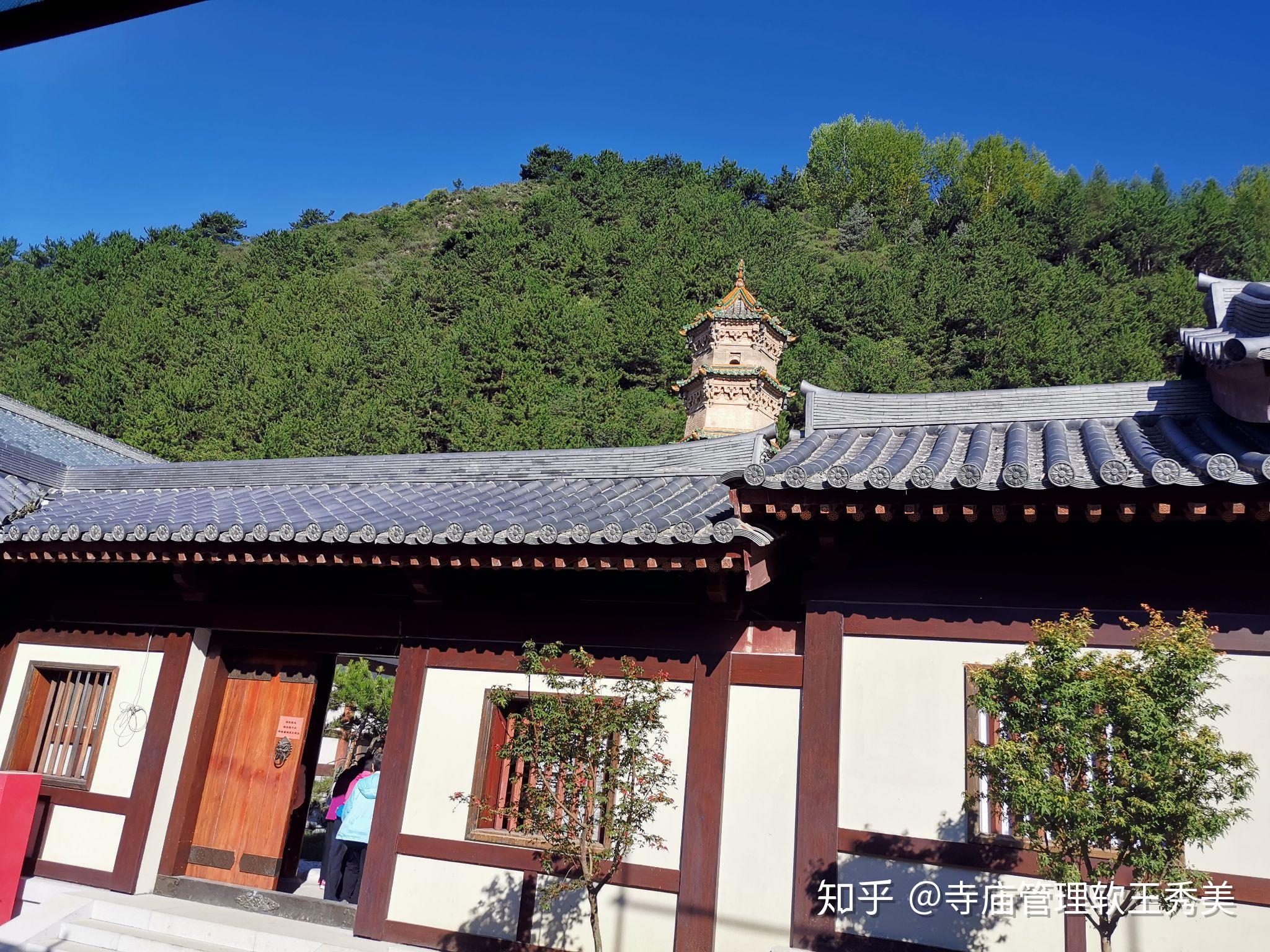 五台山万佛洞真容寺超赞的修行道场