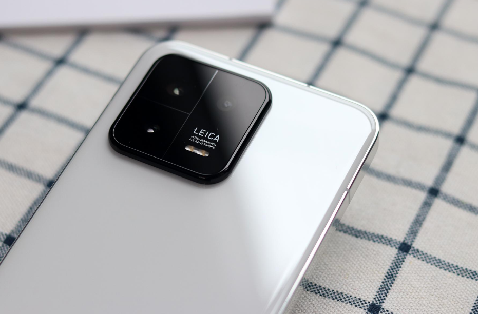 小米发布2款新机配置强质感出色还有超窄屏幕性价比很高