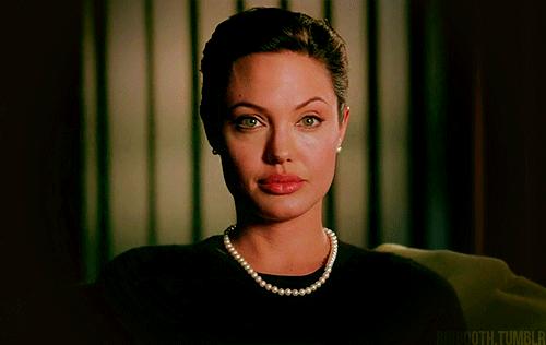 师从中国社会学奠基人费孝通,曾获得美国匹兹堡大学社会学博士学位