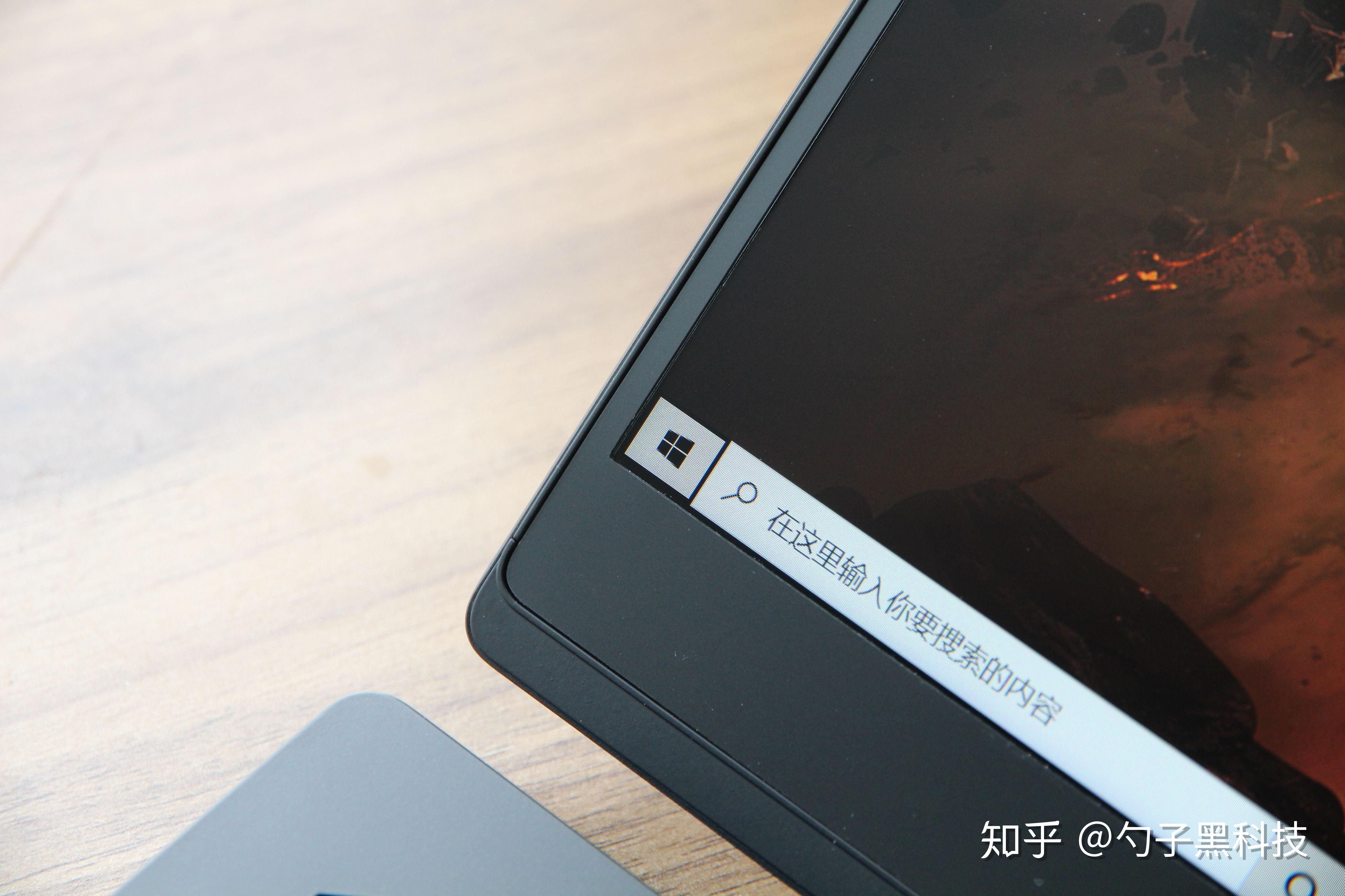 游戏本怎么看配置 v2-e233d0e6a7bb06ac195307fbaf594e6f_r.jpg