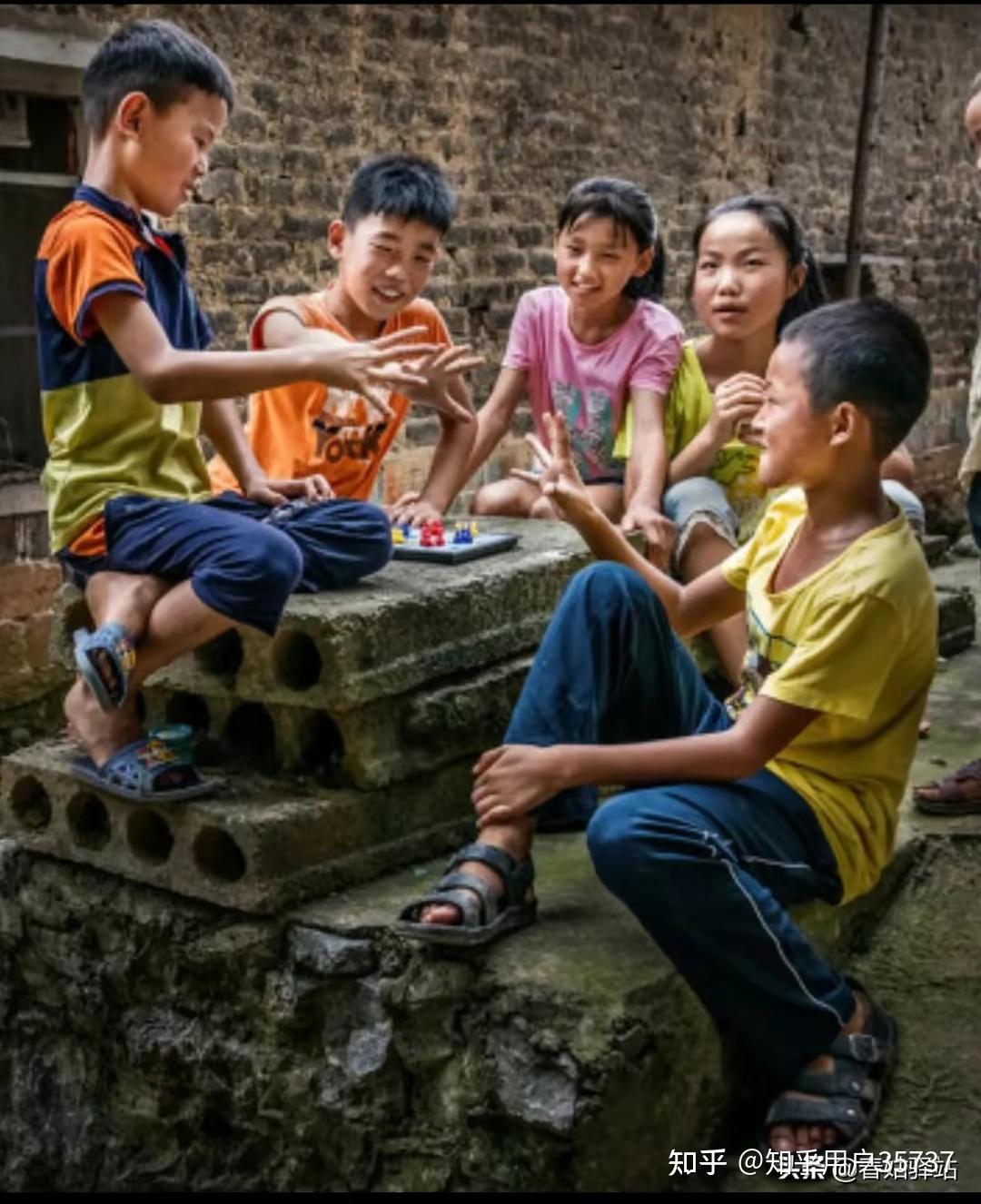 三孩时代更应致敬独生子女家庭