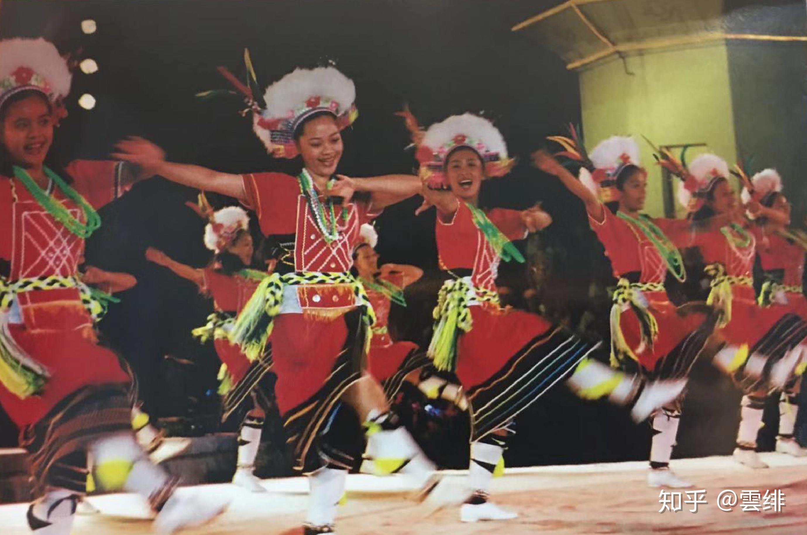 高山族舞蹈高山青图片