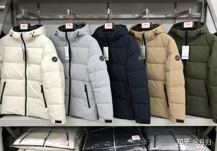 羽绒服推荐2025|羽绒服测评实测!Gakior、雪中飞、坦博尔、初语、森马入围,10 款年末十大羽绒服谁才是真耐打款? - 知乎