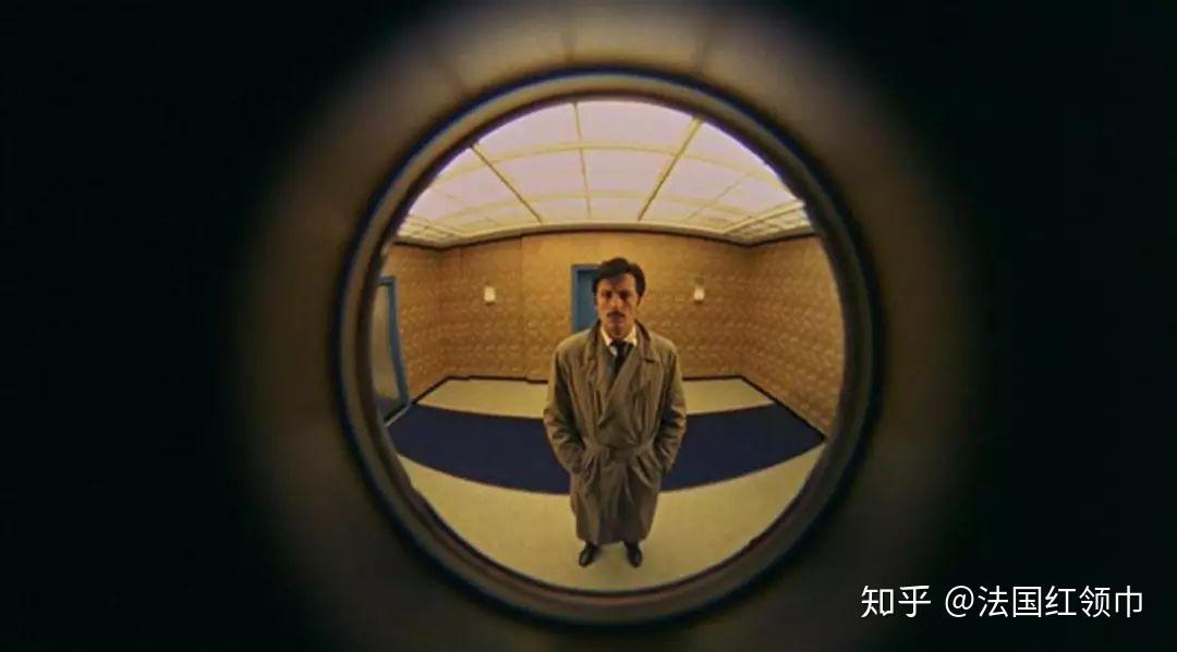 30b722f3164&fv=p_02_01传送门:导演用一种记实的风格完成了整部电影