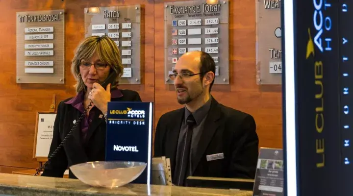 酒店常用英语情景对话,喜欢旅游的学起来!