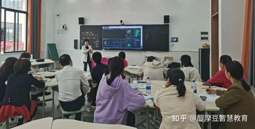 学校动态广州市花都区雅瑶中学开展智慧教研考核与调研活动