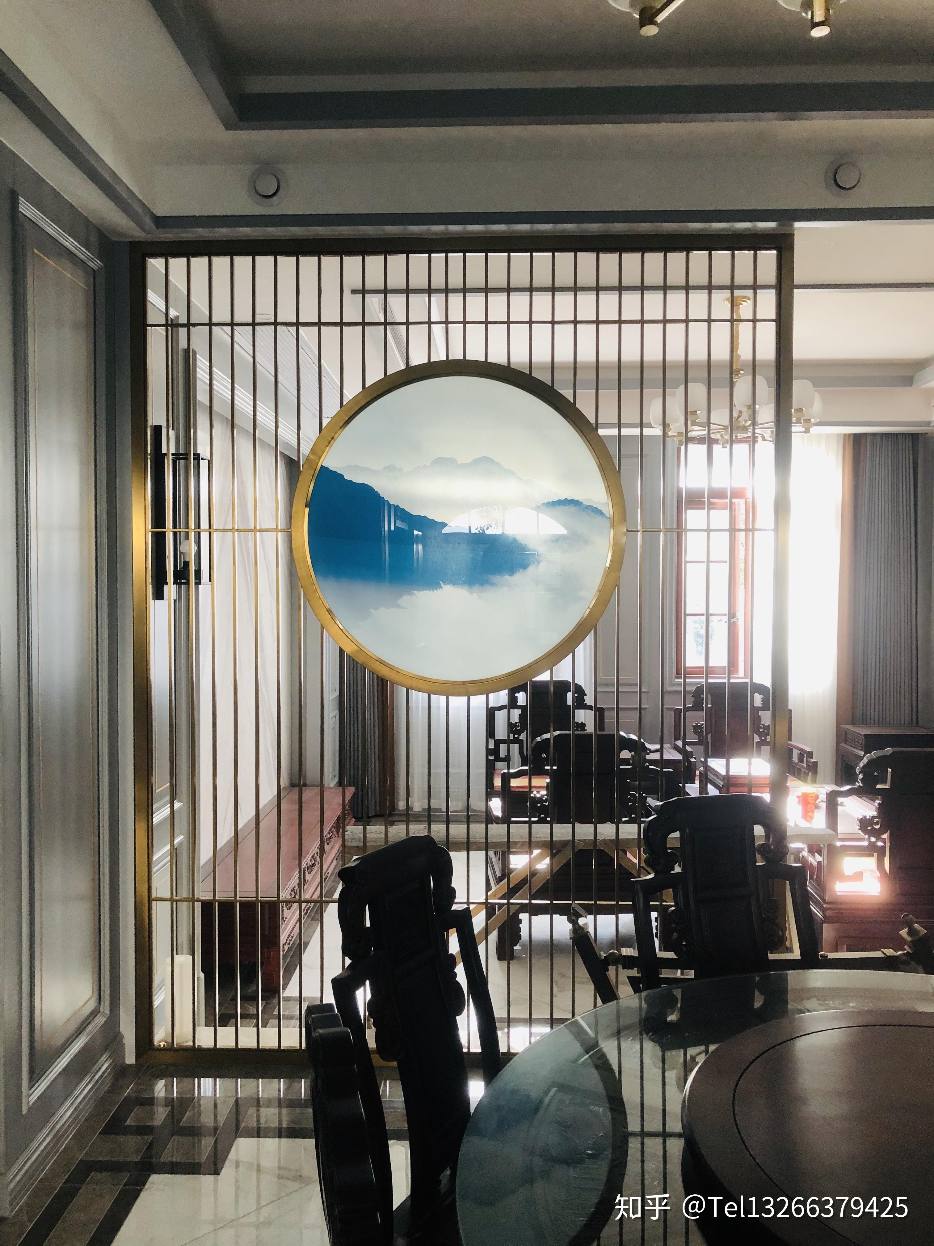 有意思的过道玄关设计更有意思的铜雕刻屏风玄关