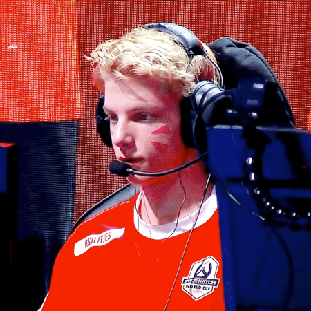 为什么电竞选手鲜有颜值高的呢.