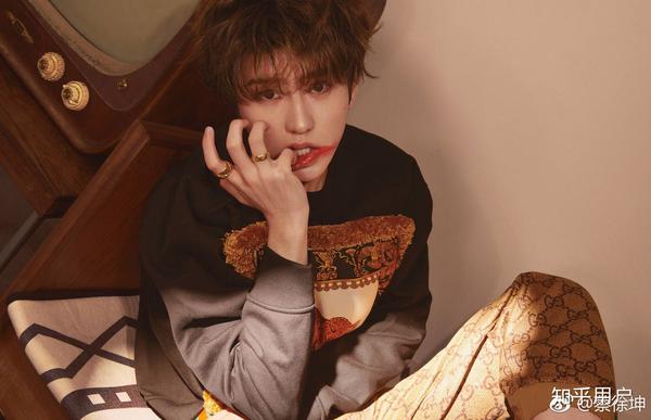 为什么有许多人会说某些男明星样子很娘炮?