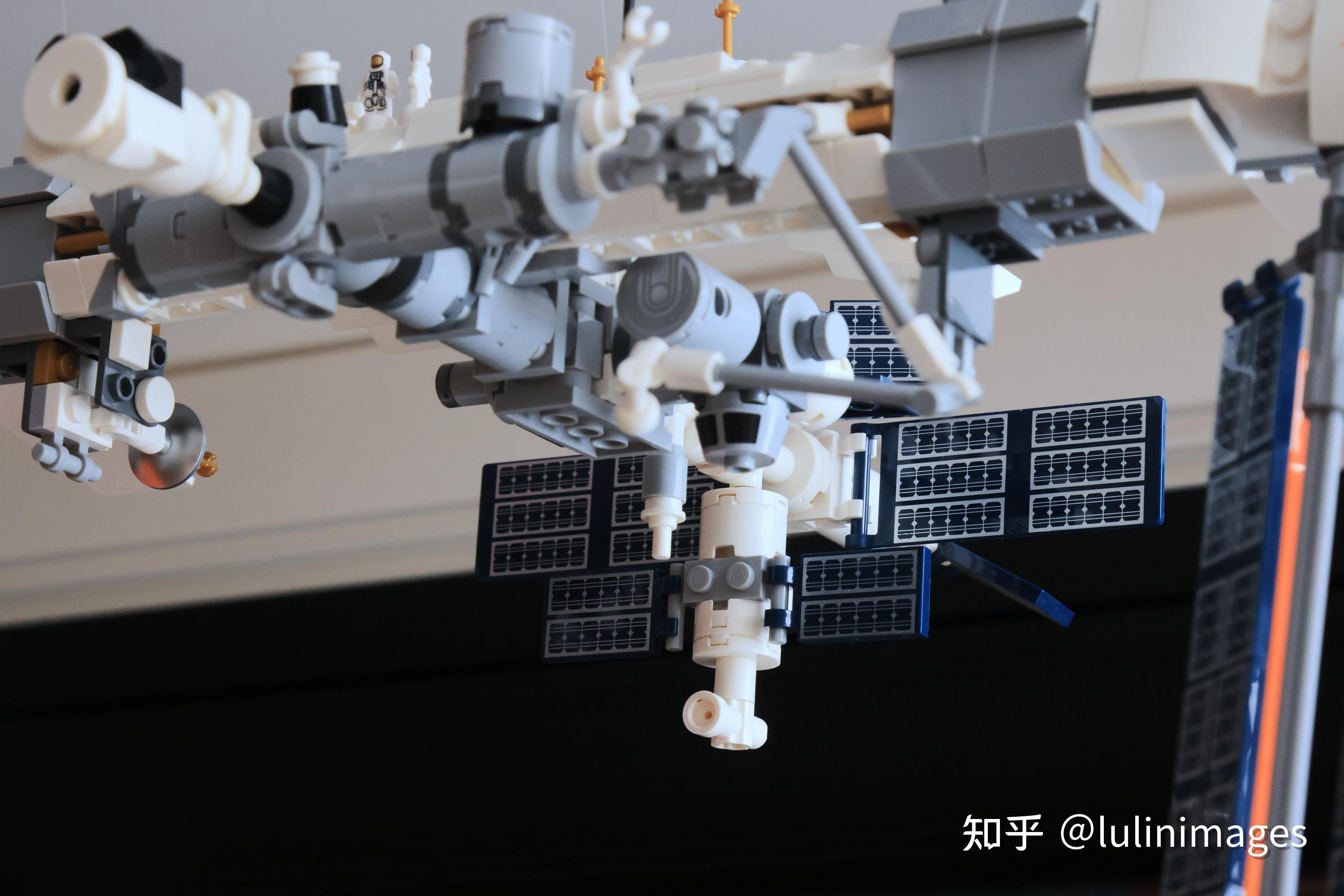 用乐高演示国际空间站建造过程是什么体验