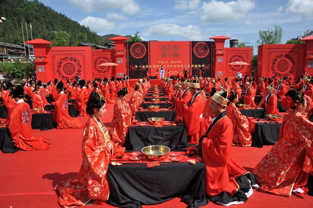 中国古今的婚服演变,不止是凤冠霞帔哦! - 知乎