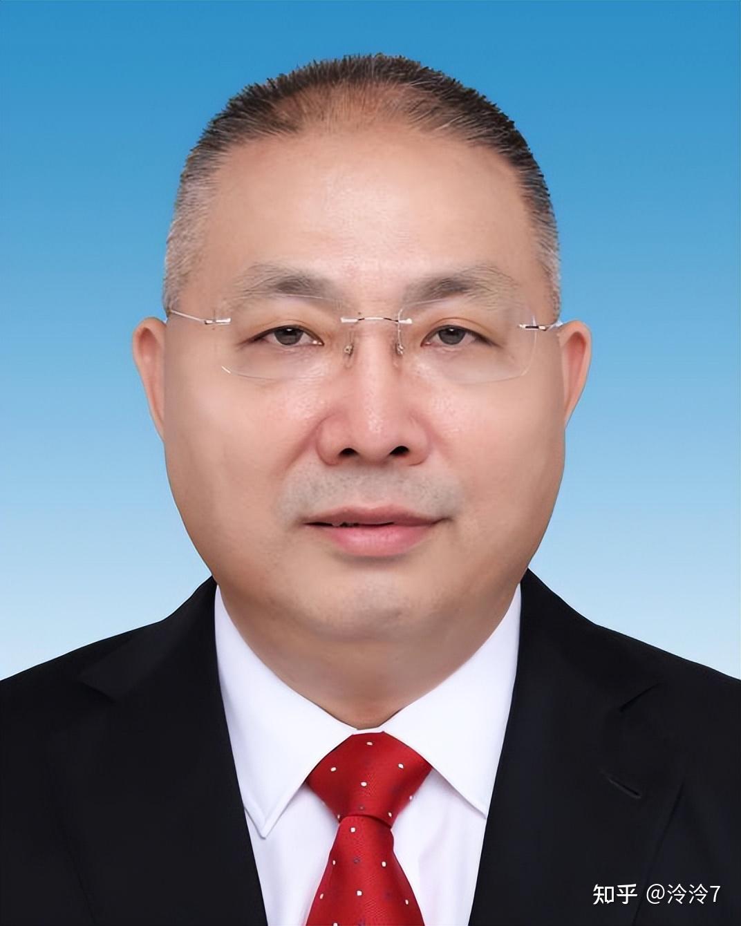 现任福建省莆田市委副书记,组织部部长.