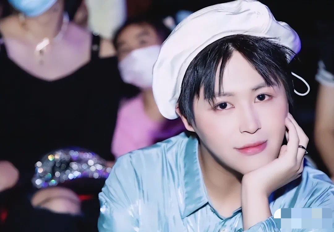 选秀艺人因诈骗被判刑3年4个月曾为虐粉打吊瓶参加综艺节目面试