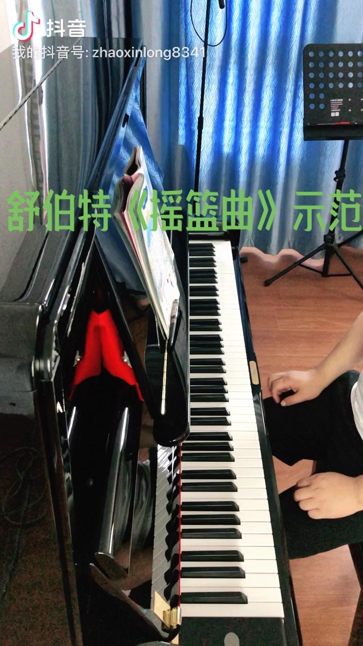 滑雪歌即兴伴奏与正谱写作