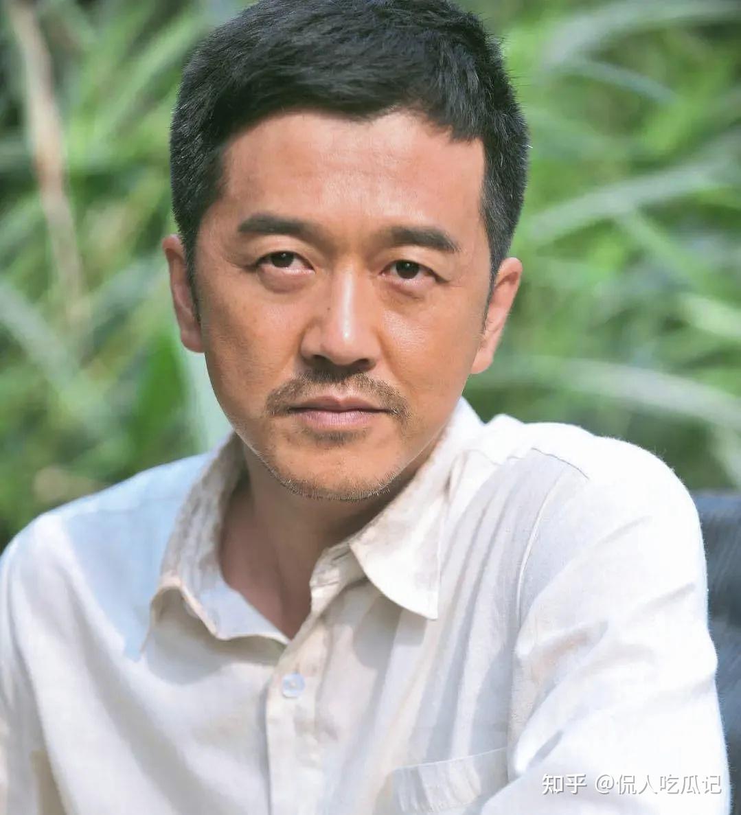 演员张帆:不做赛车手改做老戏骨,可惜年近50岁不火还性情大变 - 知乎
