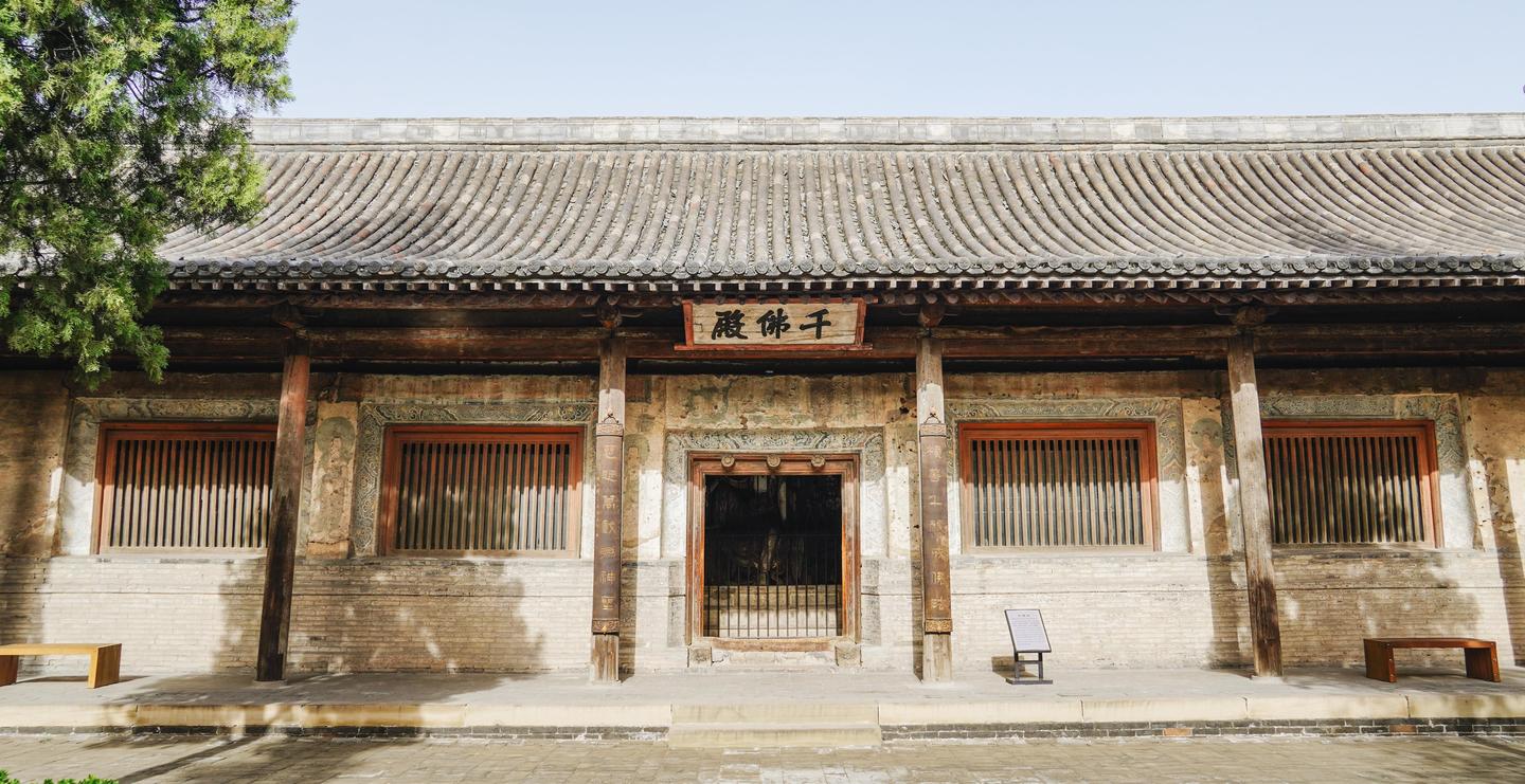 山西平遥双林寺-彩塑神品(5)千佛殿、菩萨殿：自在观音、千手观音、韦驮彩塑；四壁悬塑900菩萨，恢弘精湛【300幅图细赏】 - 知乎